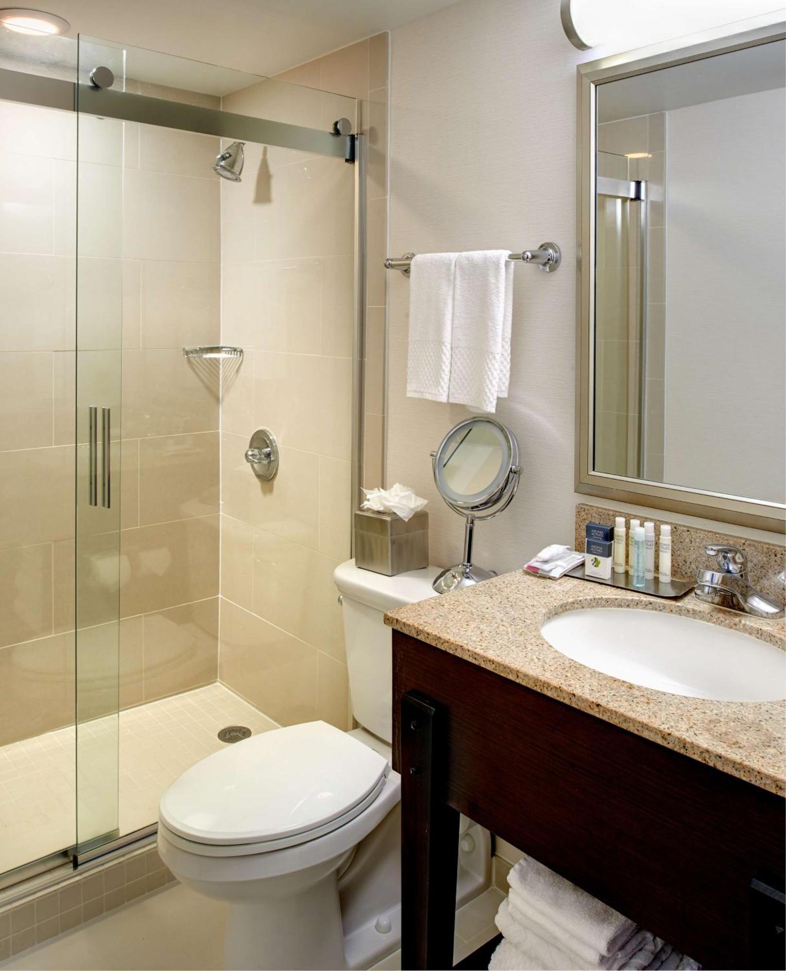 Double Room with Two Double Beds - Non-Smoking